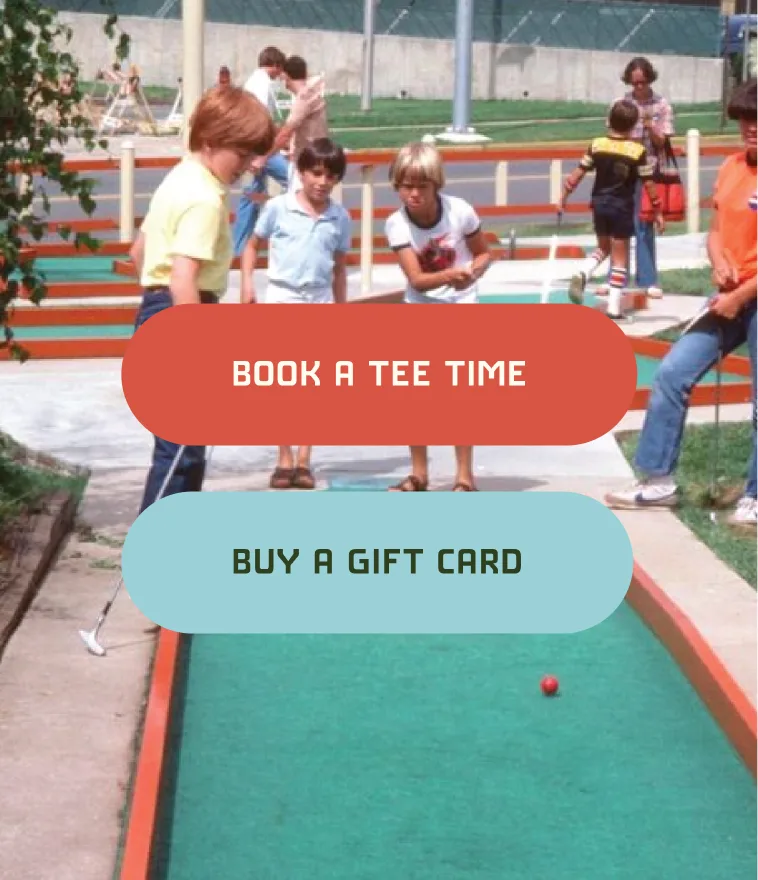 Book a tee time and buy a gift card buttons over a photo of the course